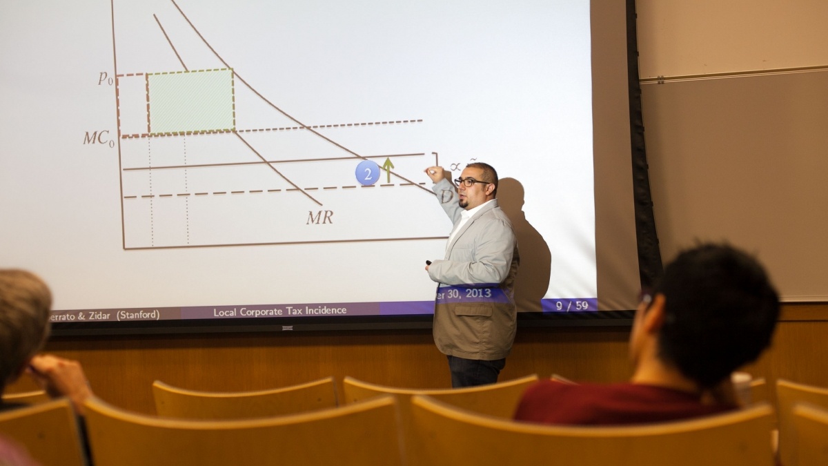 A mathematical finance course at Trinity